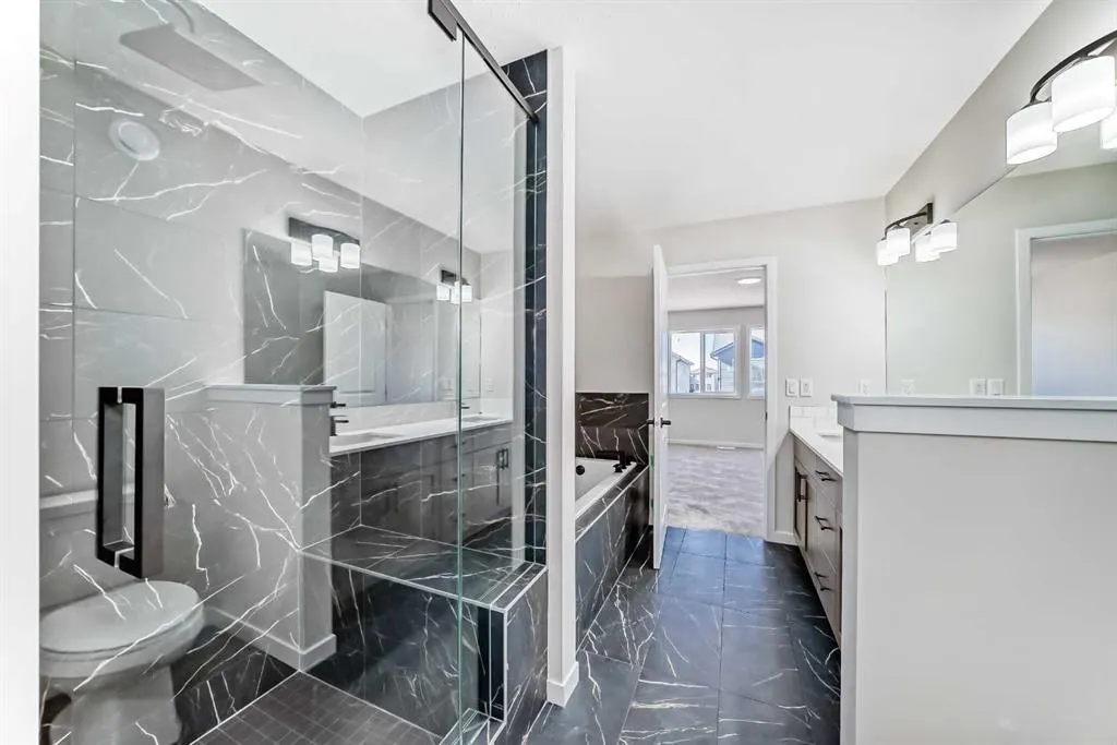 105 Corner Glen Green NE