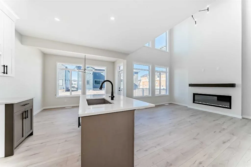 105 Corner Glen Green NE