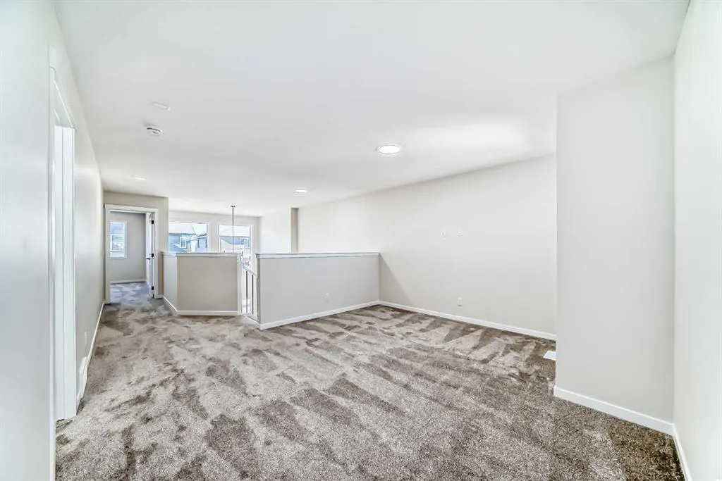 105 Corner Glen Green NE