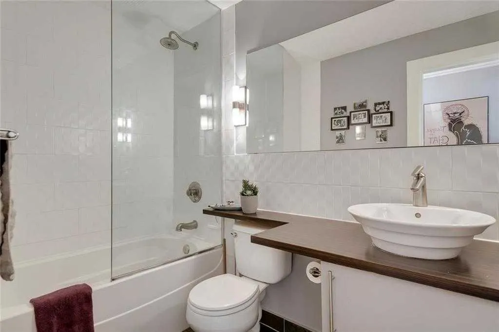 644 Meredith Road NE, #303