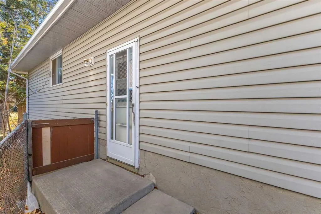 119 Whitestone Crescent NE