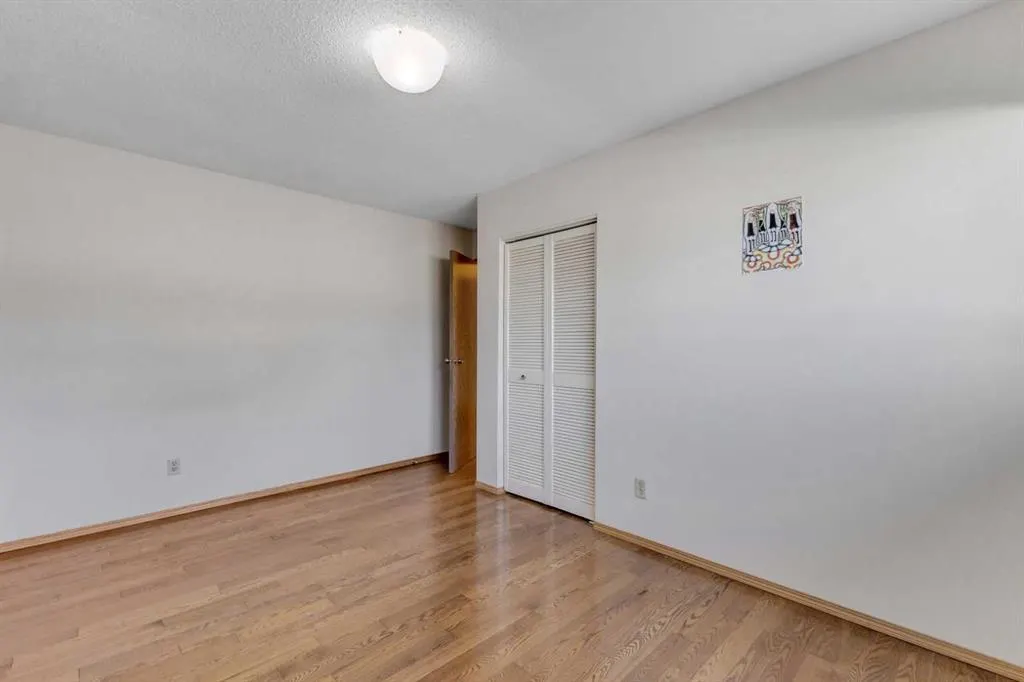 119 Whitestone Crescent NE