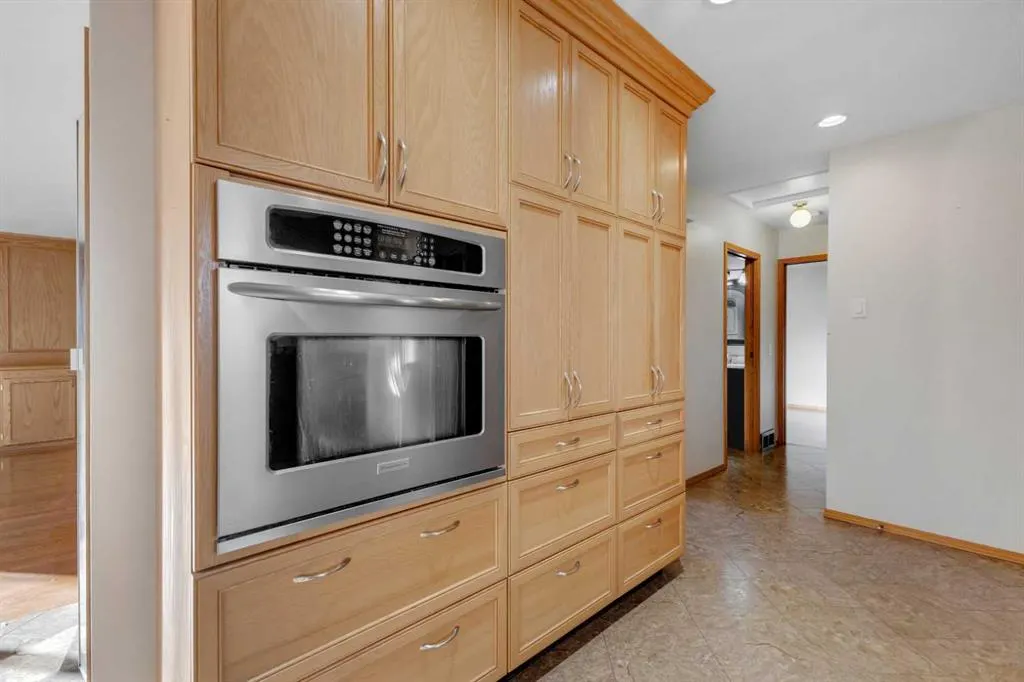 119 Whitestone Crescent NE