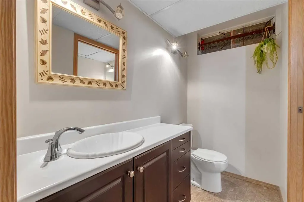 119 Whitestone Crescent NE