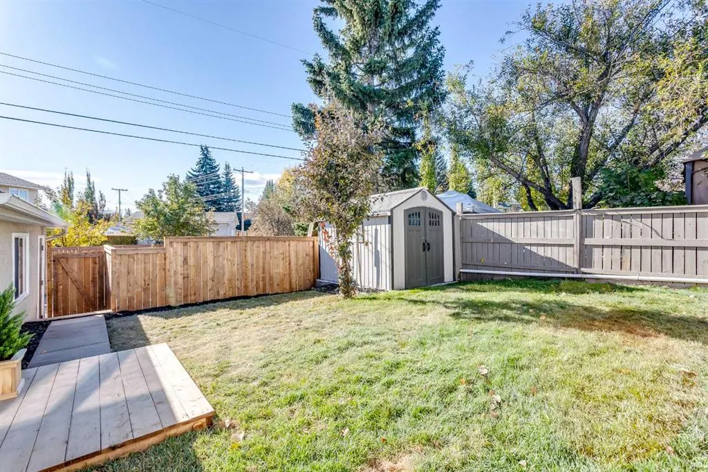 959 Parkwood Way SE