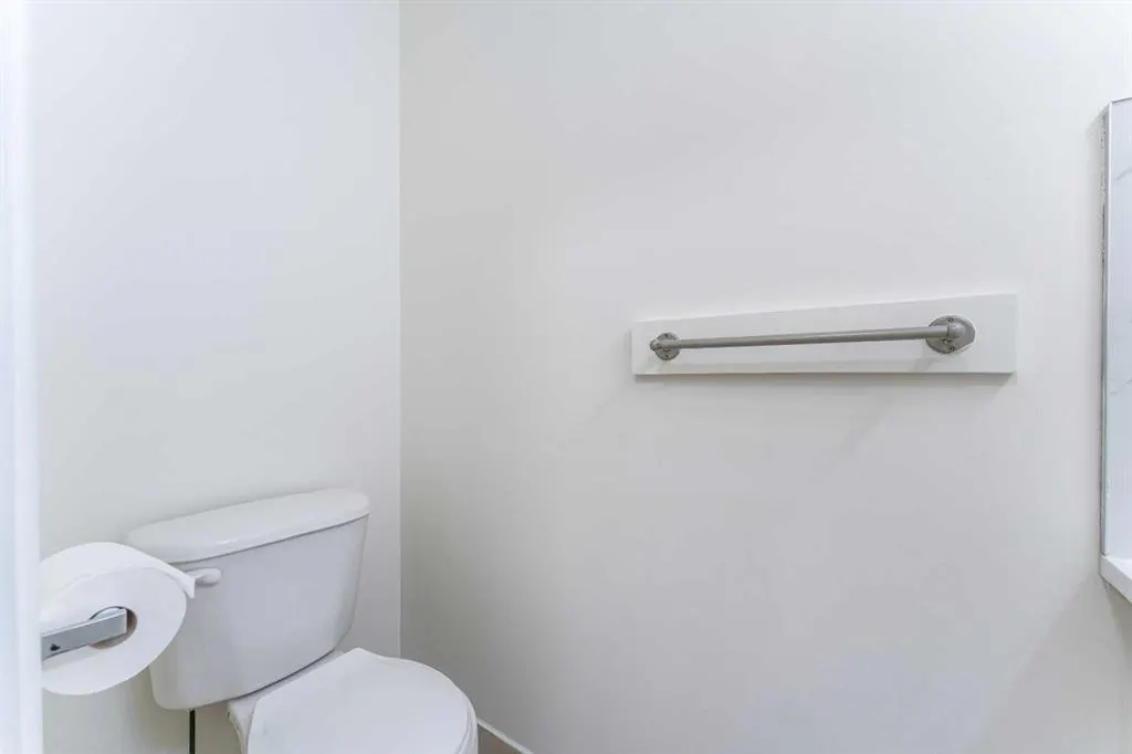 121 Eversyde Point SW