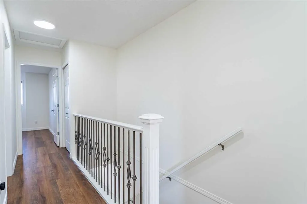 121 Eversyde Point SW