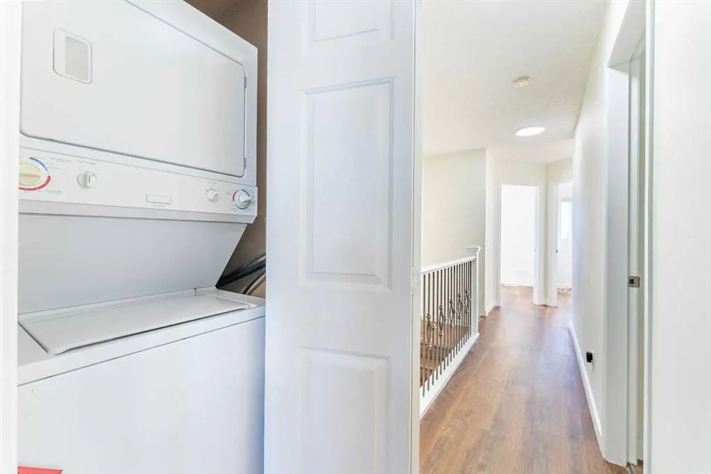 121 Eversyde Point SW