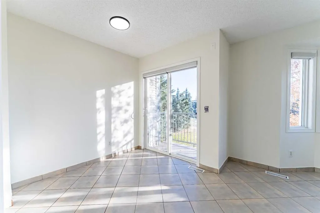 121 Eversyde Point SW