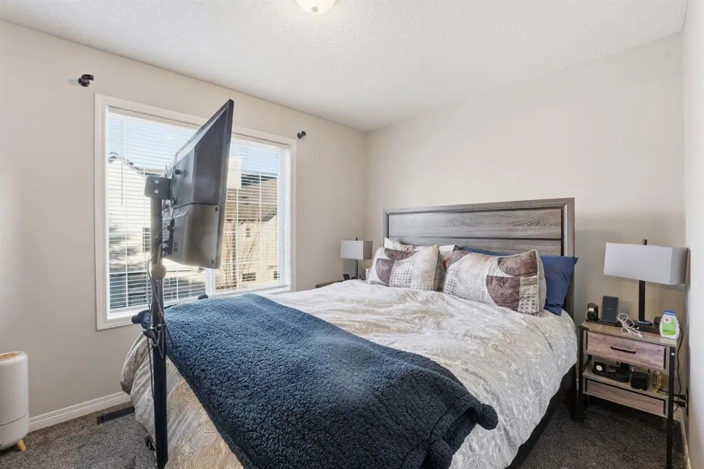 168 Copperfield Court SE