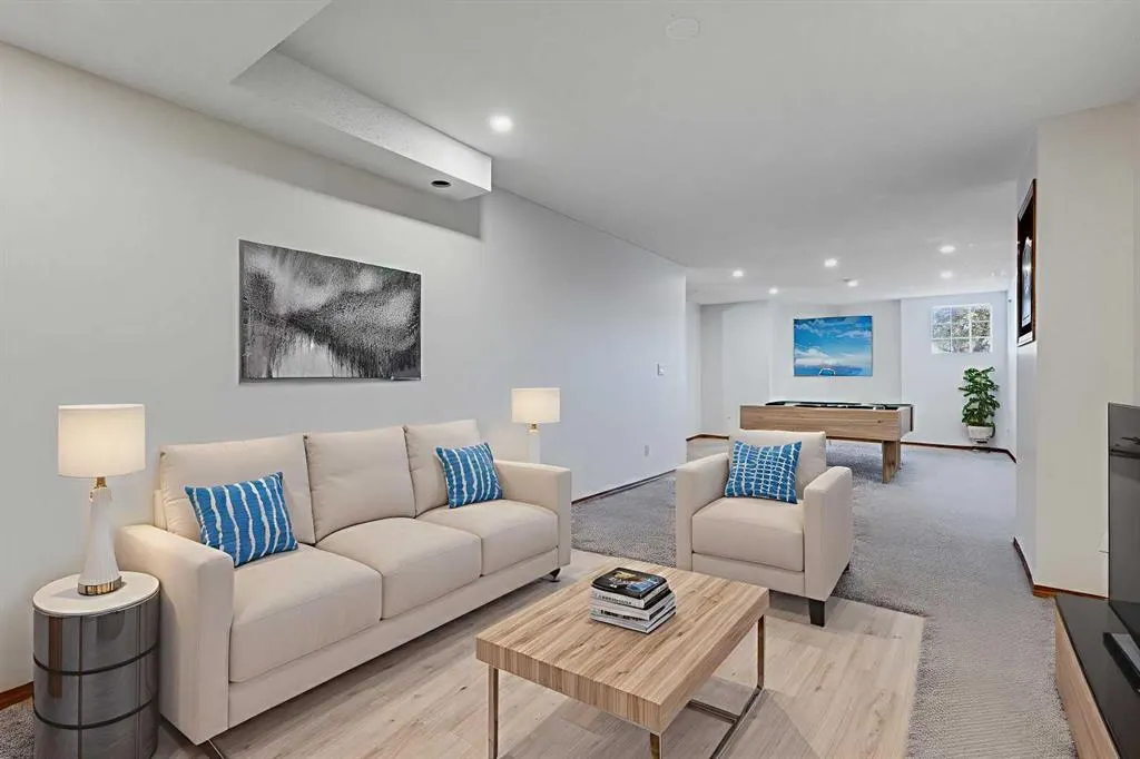 319 Douglas Glen Boulevard SE