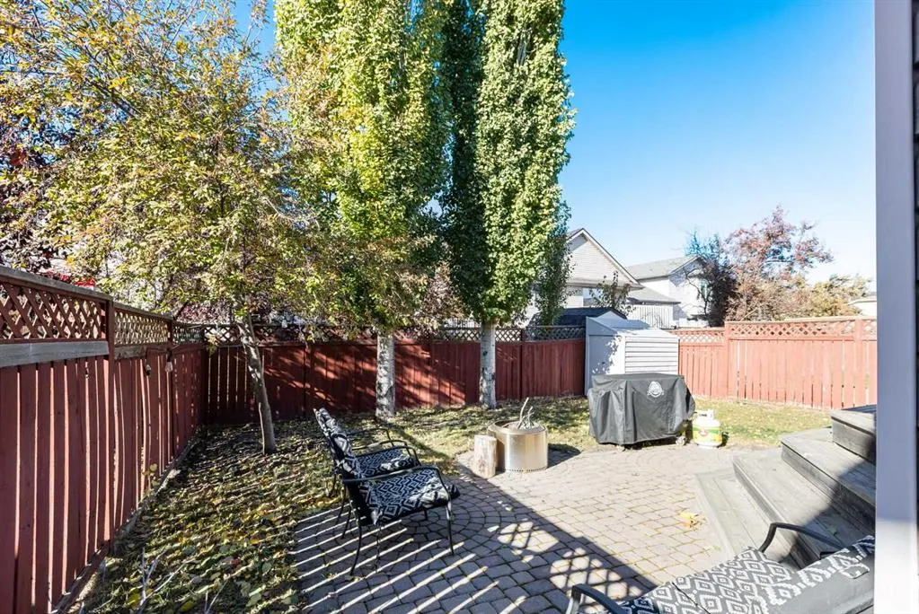 319 Douglas Glen Boulevard SE