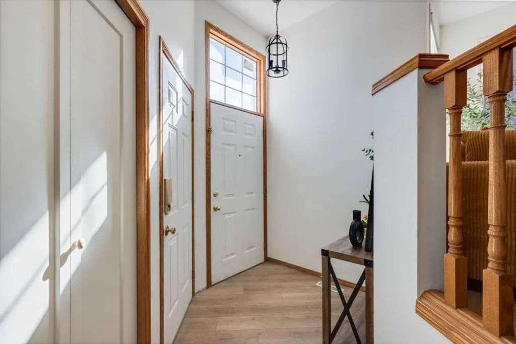 319 Douglas Glen Boulevard SE