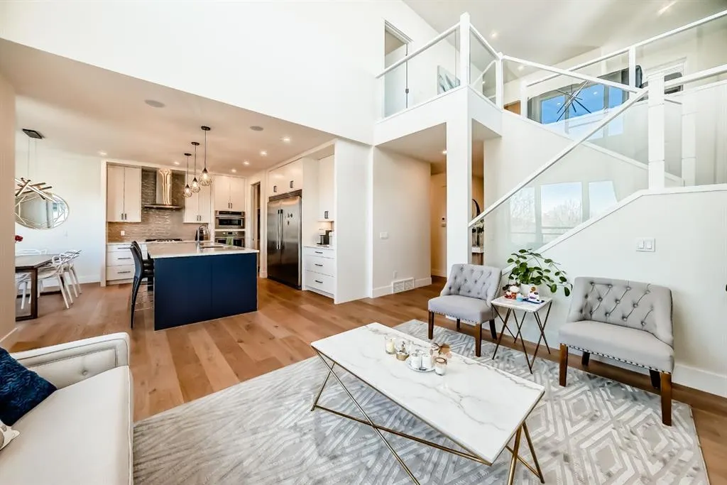 76 ROCK LAKE View NW