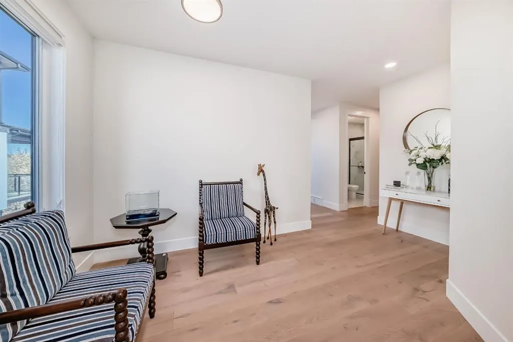 76 ROCK LAKE View NW