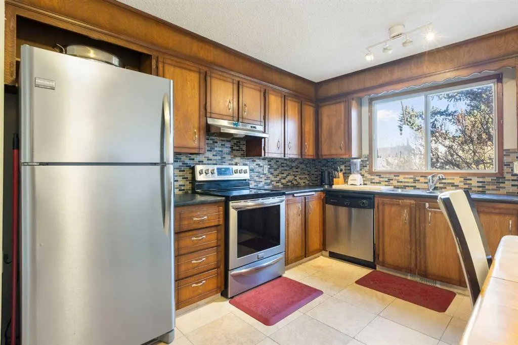 339 Ranchview Place NW