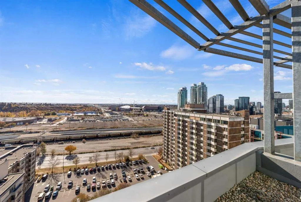 624 8 Avenue SE, #1301