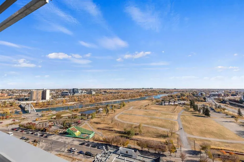 624 8 Avenue SE, #1301