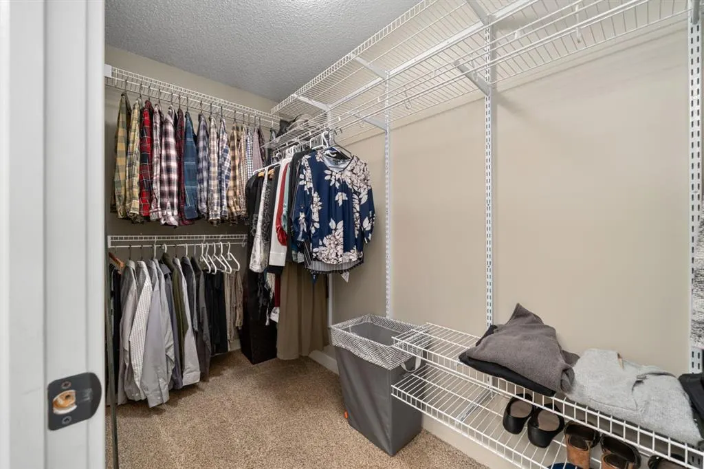 158 River Rock Crescent SE