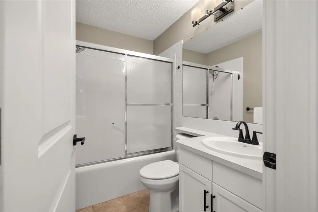 158 River Rock Crescent SE