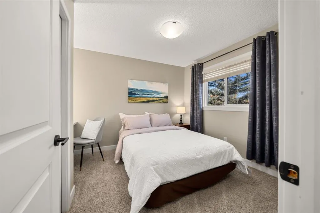 158 River Rock Crescent SE