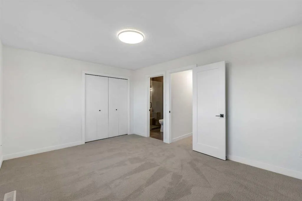 23 Glamis Drive SW, #64