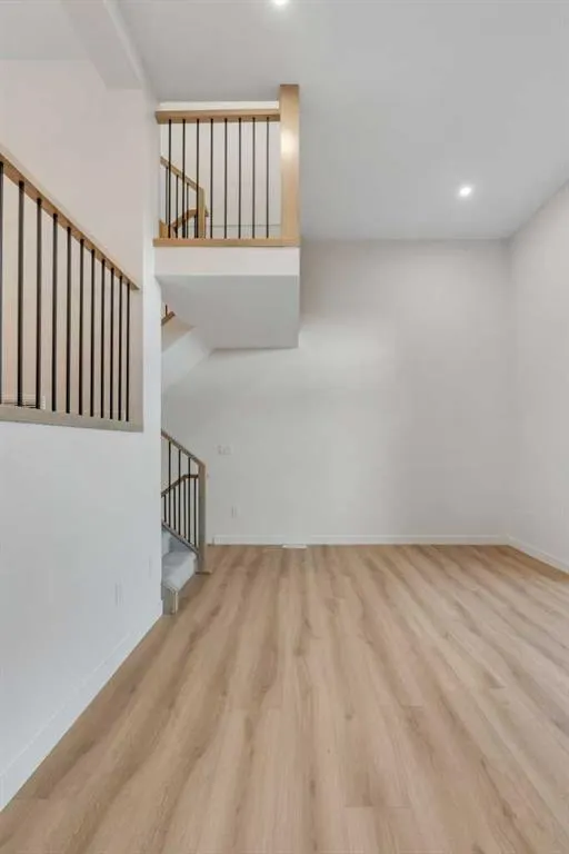 23 Glamis Drive SW, #64