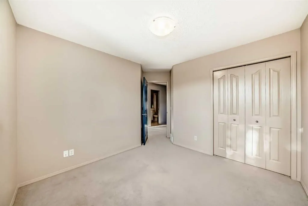 77 Citadel Ridge Green NW