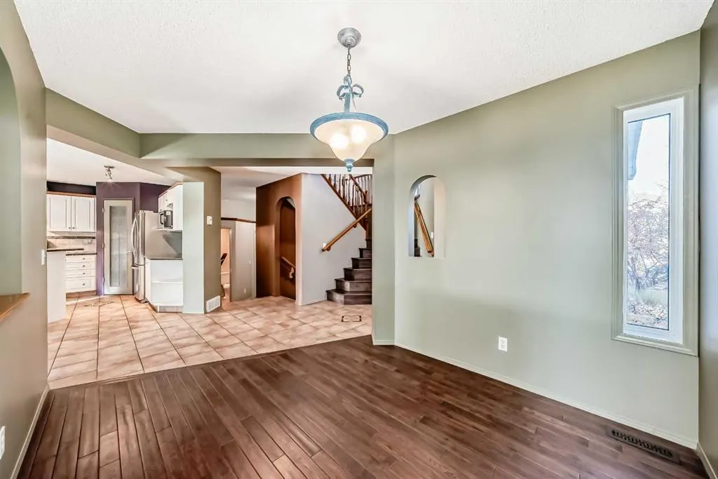 77 Citadel Ridge Green NW