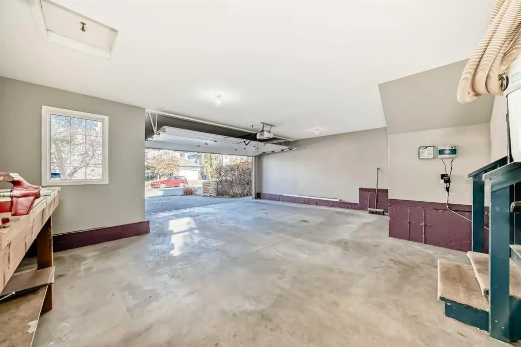 77 Citadel Ridge Green NW