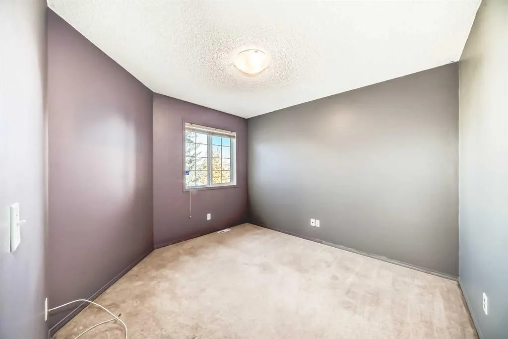 77 Citadel Ridge Green NW