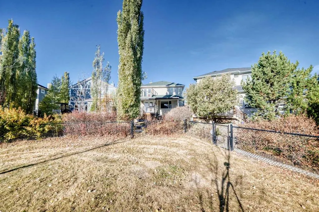 77 Citadel Ridge Green NW