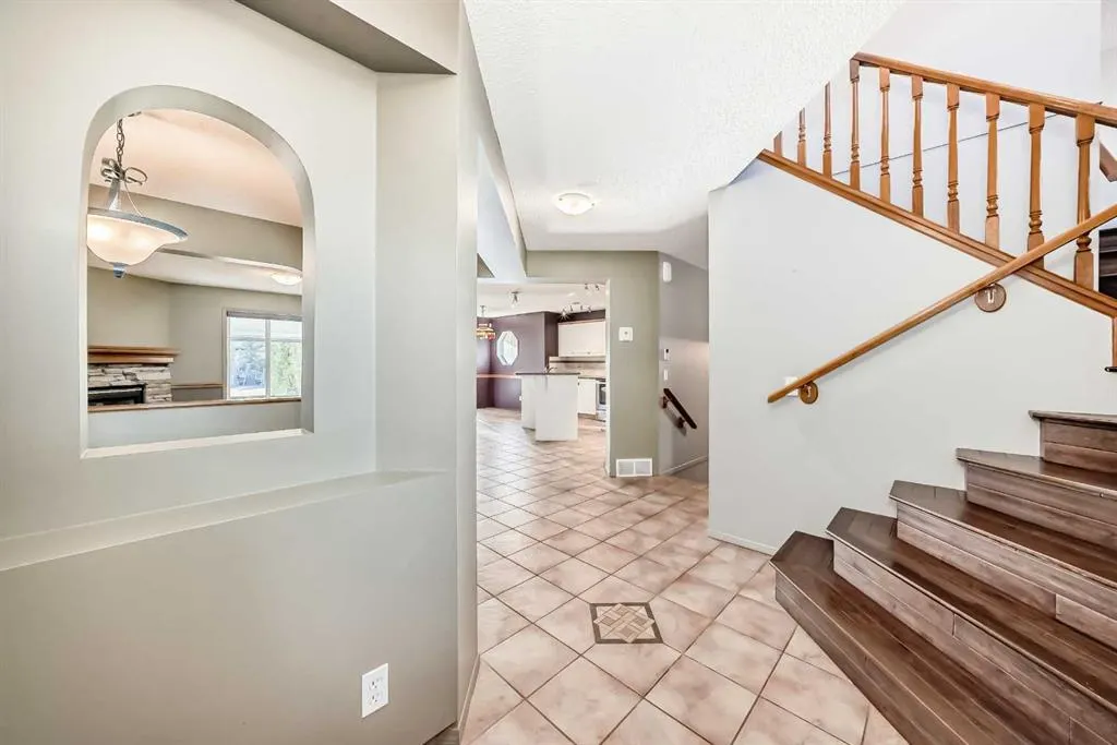 77 Citadel Ridge Green NW