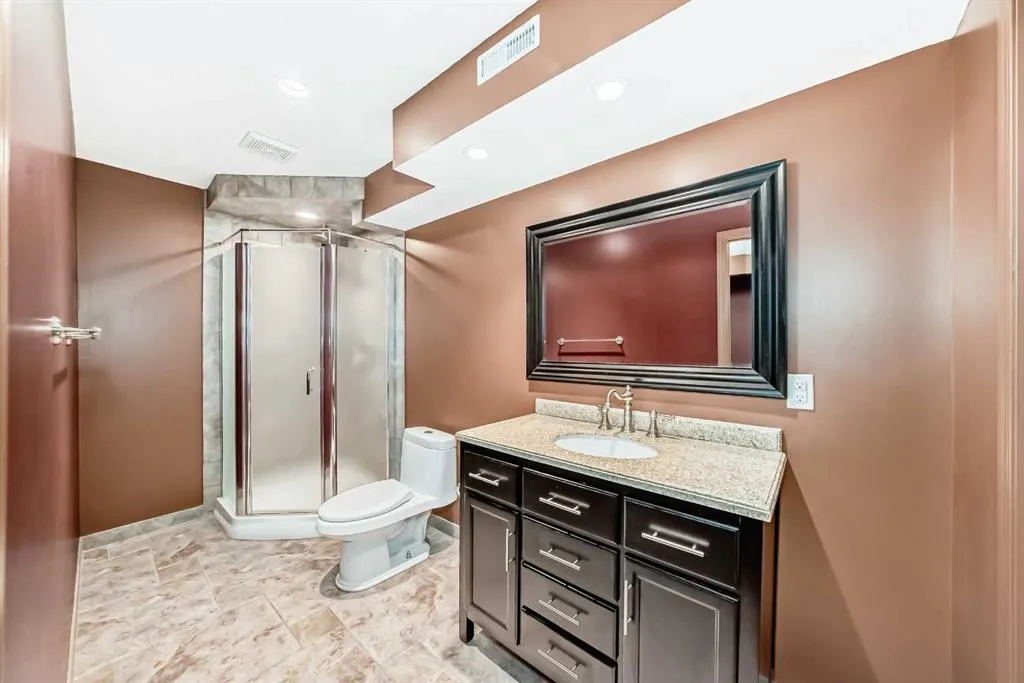 77 Citadel Ridge Green NW