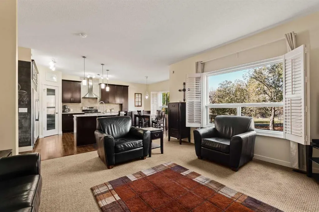 42 Drake Landing Drive