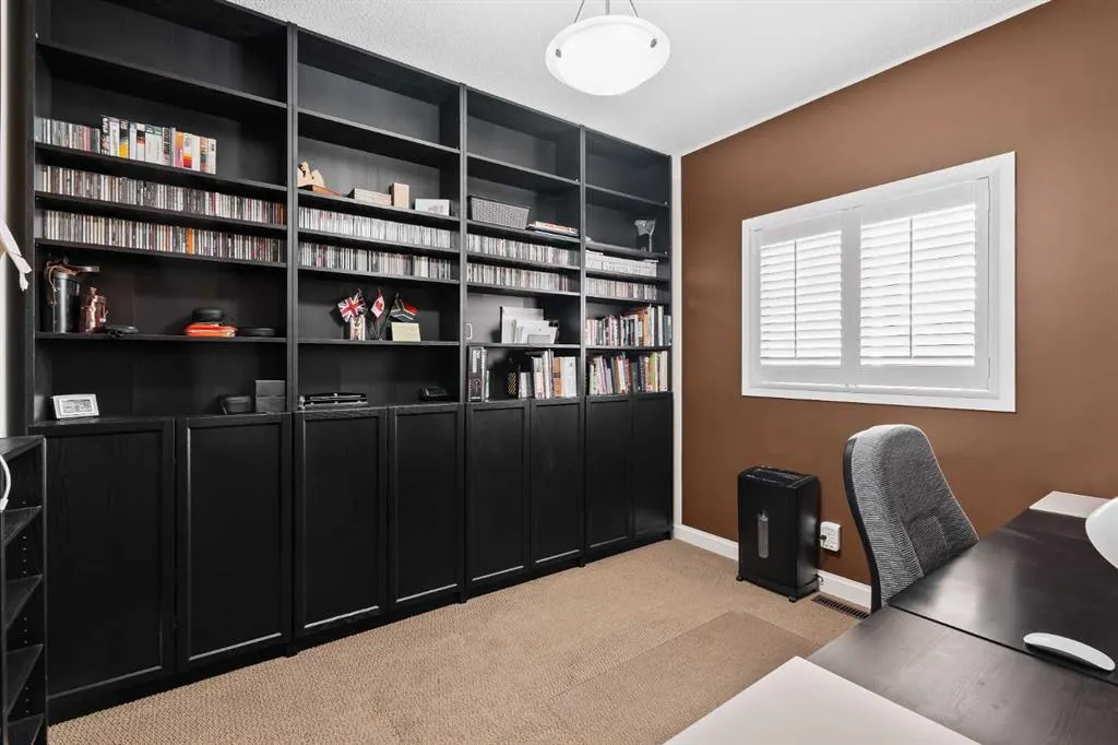 42 Drake Landing Drive