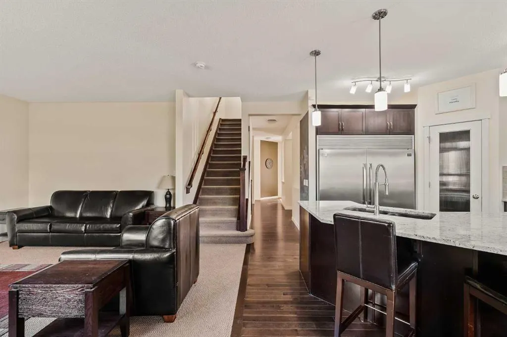 42 Drake Landing Drive