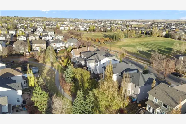 42 Drake Landing Drive