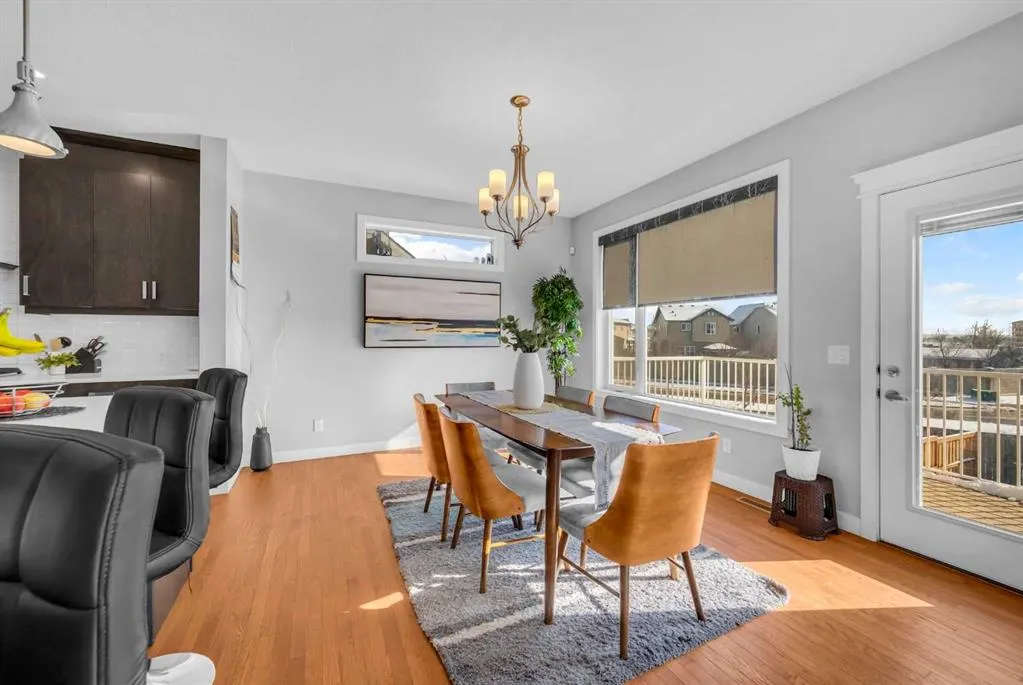 660 Reynolds Crescent SW