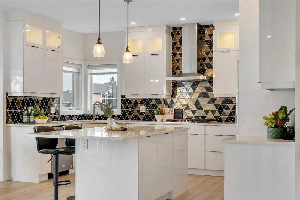 1315 Bayside Drive SW