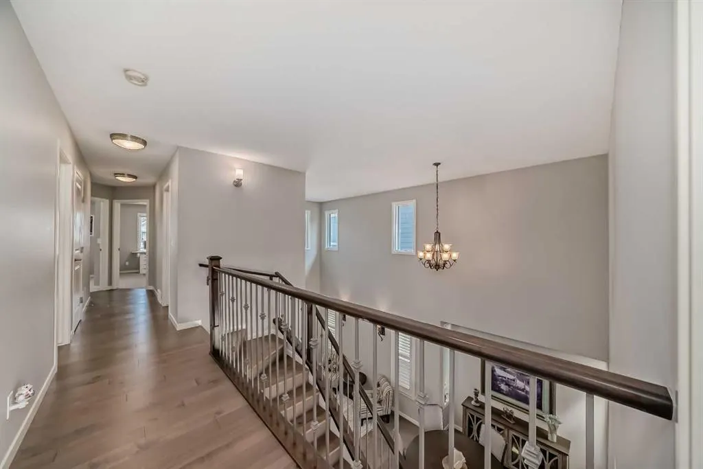 226 West Grove Point SW