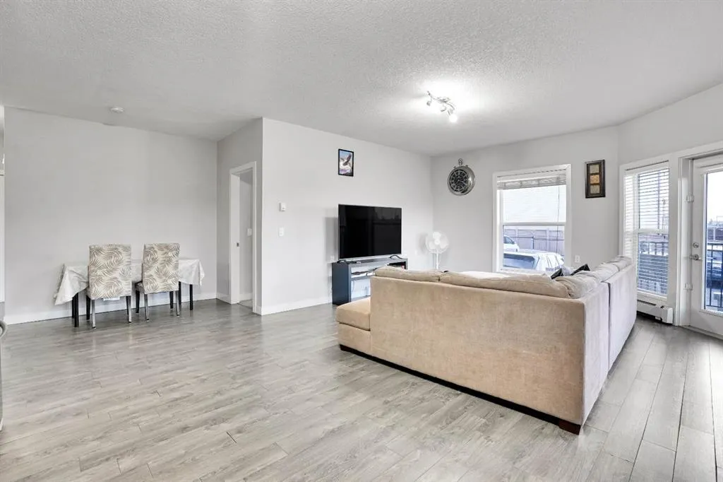 3 Taracove Estate Drive NE, #102