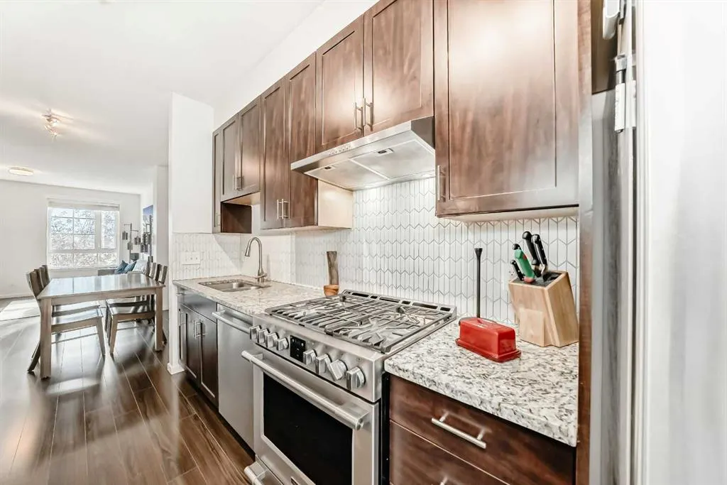 227 Copperpond Common SE