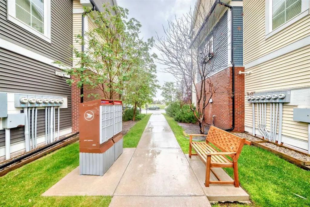 227 Copperpond Common SE