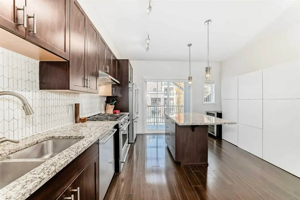 227 Copperpond Common SE