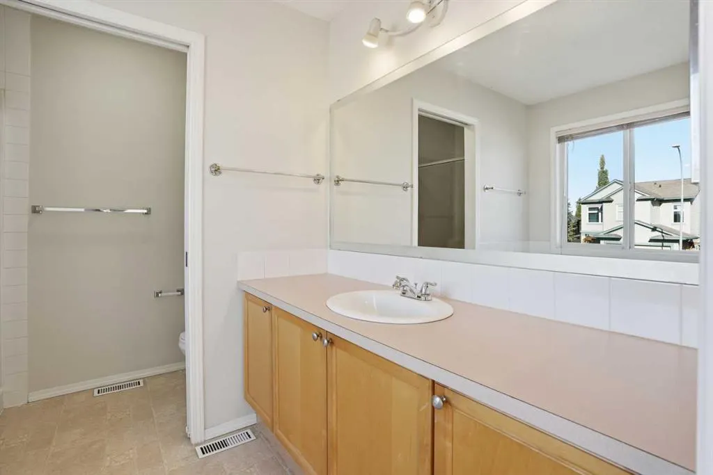 31 Citadel Estates Manor NW