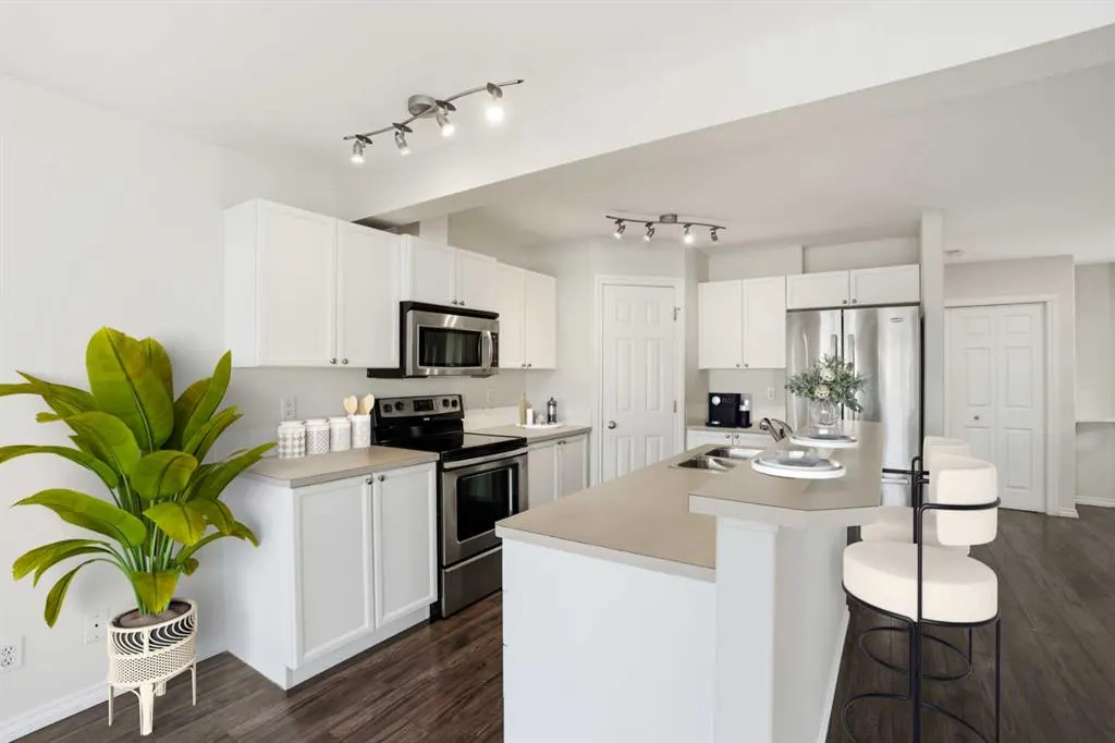 31 Citadel Estates Manor NW