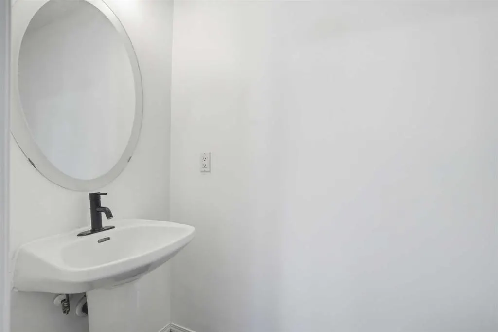 31 Citadel Estates Manor NW