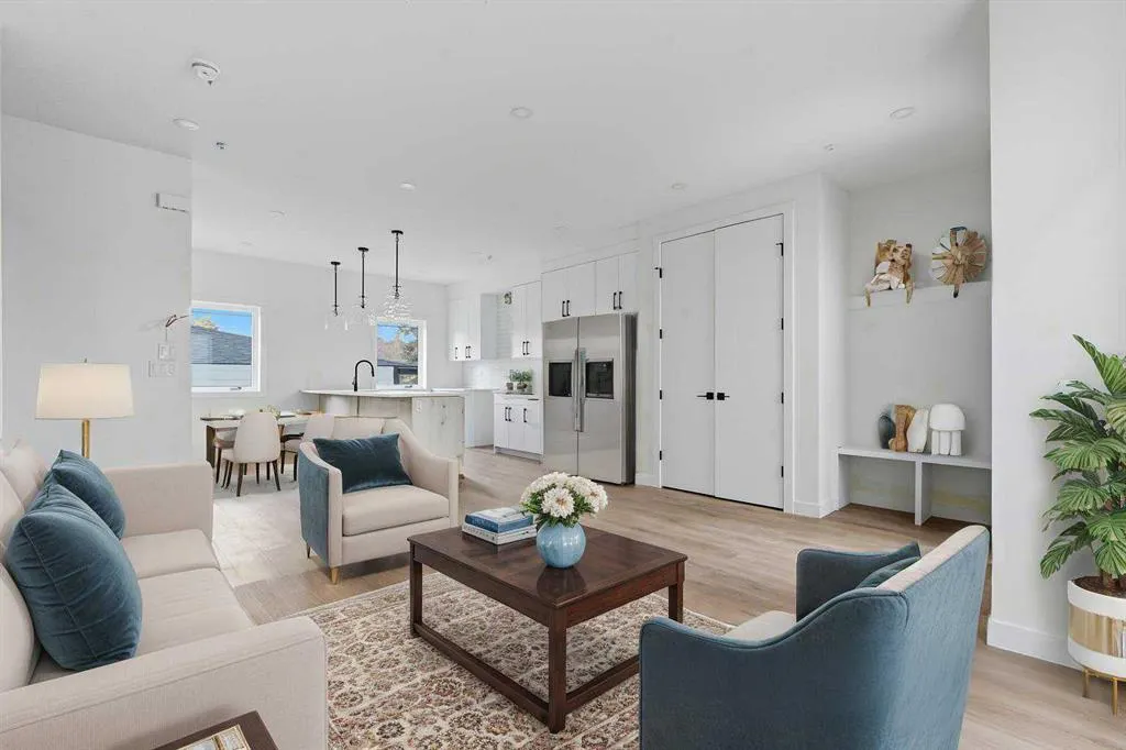 212 32 Avenue NE, #203