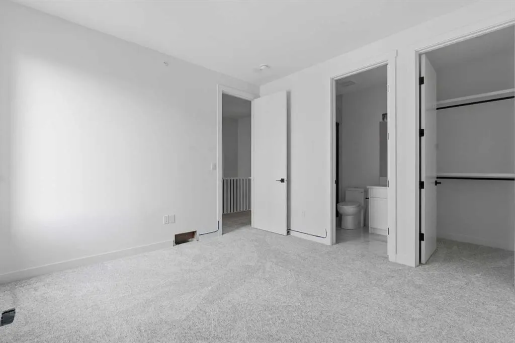 212 32 Avenue NE, #203